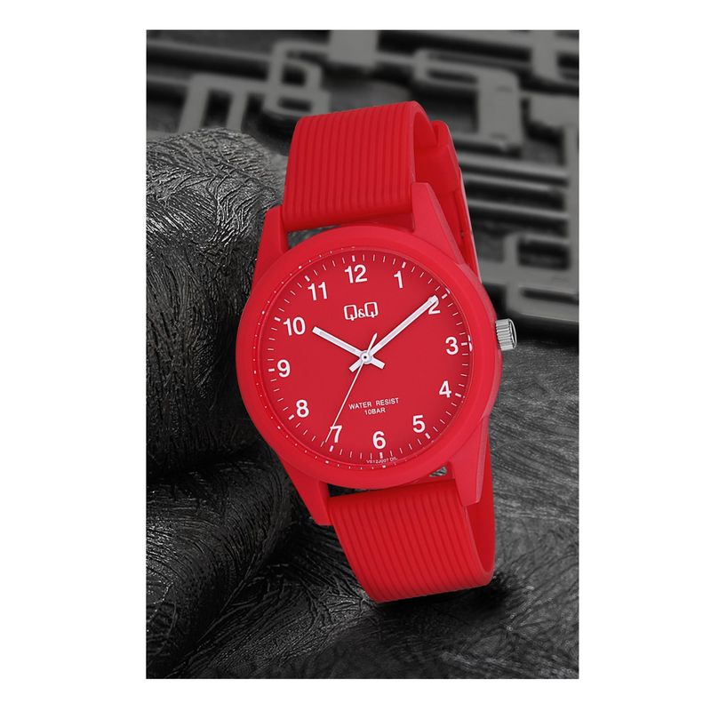 Reloj Q Q Acuatico Original para Mujer Rojo Real Plaza