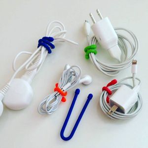 Organizador de cables Nite ize Gear Tie celular y video juegos azul