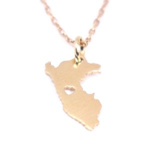 Cadena con Dije del Mapa de Perú Silueta en Oro 18 k.