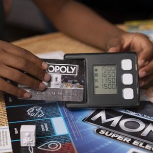 Monopoly Hasbro Super Banco Electronico E8978
