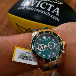 Reloj Invicta Pro Diver 0075 Cronómetro Acero Inoxidable Dorado Verde