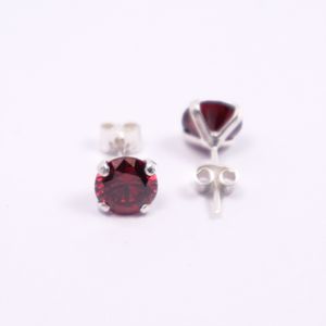 Arete Brillante Zircón Rojo Plata