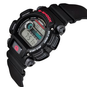 Reloj Casio G-Shock DW9052-1V Para Hombre Digital Luz de Fondo Acuático Negro