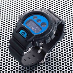 Reloj Casio G-Shock DW-6900MMA-2 Para Hombre Digital Luz de Fondo Acuático Negro Azul