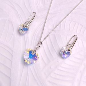 Collar y Aretes de Plata con Dije de Cristal Corazón Aurora Boreal