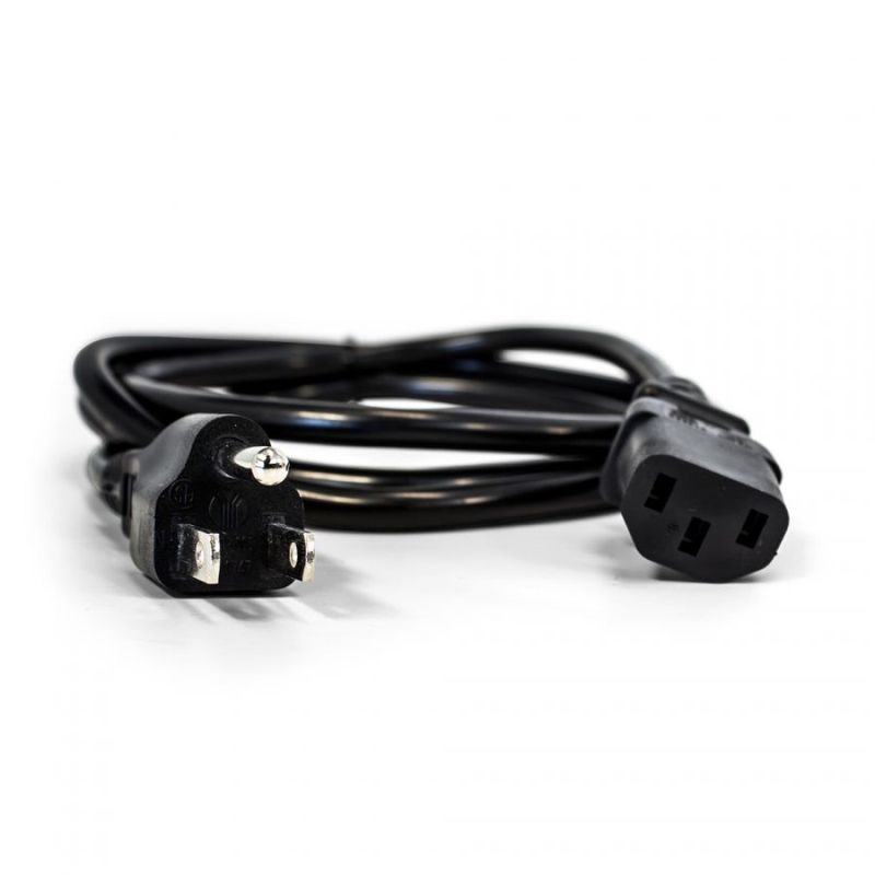 Cable Xtech de poder PC/ CPU 1.8m enchufe Universal NEMA 3 - XTC-210 XTECH