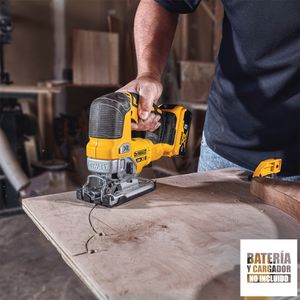 Sierra Caladora 20V Xr Baretool Dewalt DCS334B