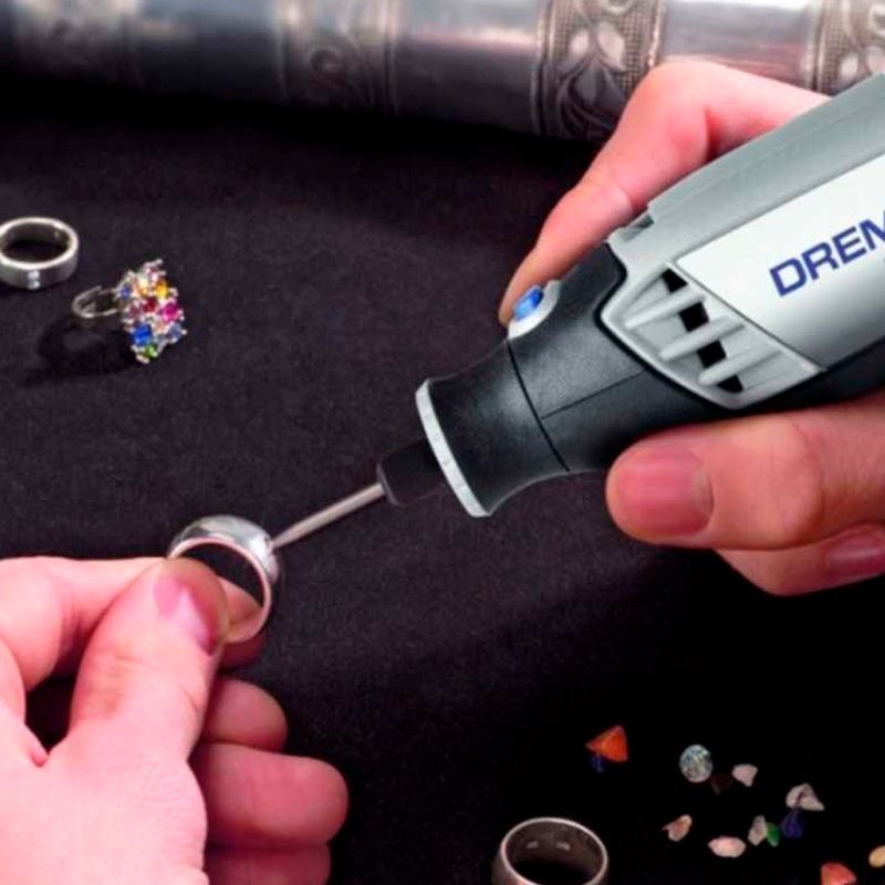 MINITORNO DREMEL 3000 30 ACCESORIOS + 2 ACOPLES