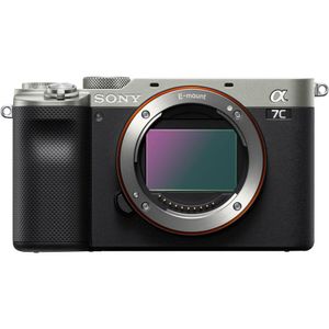 Cámara sin espejo Sony a7C con kit de accesorios (plata)