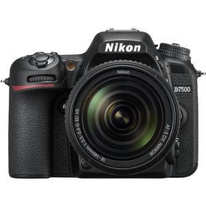 Cámara Nikon D7500 DSLR con lente de 18-140 mm
