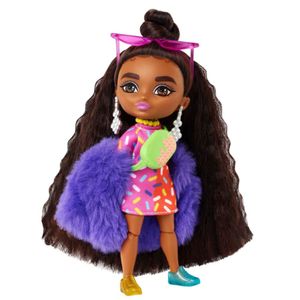 Muñeca Barbie Extra Mini Casaca Morada Hgp62