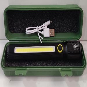 Linterna de Mano Recargable