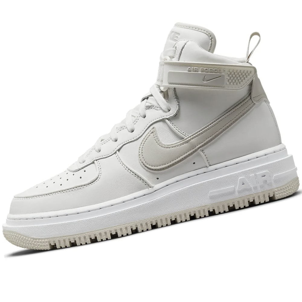 nike da0418 100