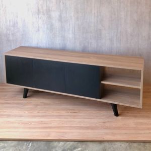 Mesa de Tv Osom! Muebles Modelo Nordic Color Espresso y Negro