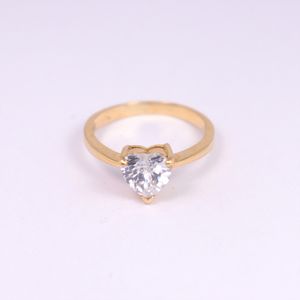 Anillo Artemisa en Forma de Corazón