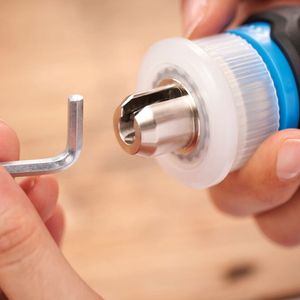 Atornillador Hexdriver para Ensamblar Muebles 1/4" 3.6V 180Rpm + 5 Puntas Black+Decker BCRTA601-B2C