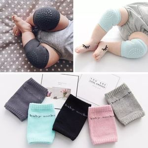 Rodilleras Antideslizantes Para Gateo Del Bebe Gris Oscuro