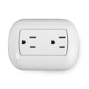 Tomacorriente Duplex 2P+T 15A