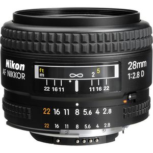 Nikon AF Nikkor 28 mm f/2.8d lente