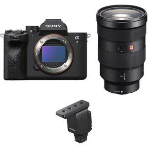 Cámara sin espejo Sony a7 IV con lente de 24-70 mm f/2.8 y kit de micrófono