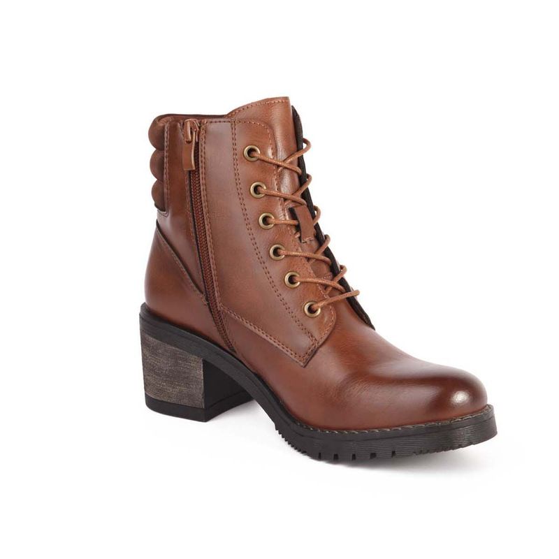 Bota best sale tratorada marron