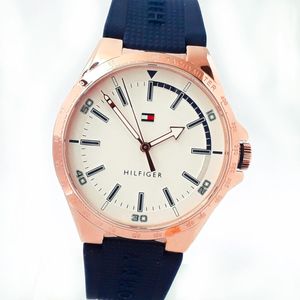 Reloj Tommy Hilfiger Riverside 1791526 para Hombre Oro Rosado Correa de Silicona Azul