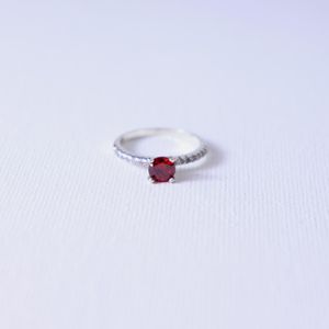 Anillo de Compromiso Artemisa en Plata 950