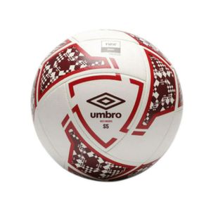 Pelota de Fúbtol Umbro Neo Swerve Multicolor