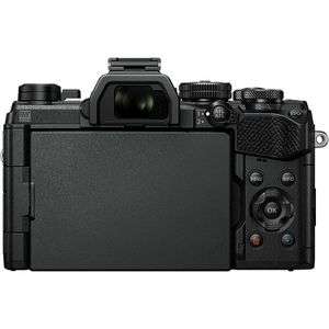 Cámara Mirrorless Om System Om 5 con Lente Pro de 12 45Mm F 4 Negro