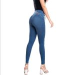 image-acb79bd95fac440f9bd78309ce91ecd3