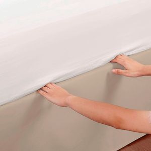 Faldon de Tarima Nube Hogar Drill Liso Queen 160cm X 200cm Beige claro 25cm