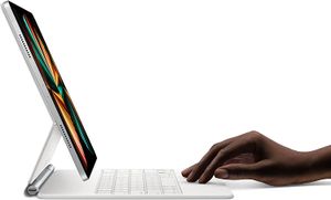 Apple Magic Keyboard iPad Pro 11" de 1, 2, 3 y 4ta Gen y iPad Air de 4 y 5ta Gen Español Blanco