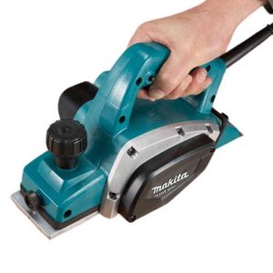 Cepillo Eléctrico 3 1/4" 500W 82 mm Makita MT M1902B