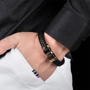 Pulsera Hombre Acero Inoxidable Dorado y Cuero Negro Elegante