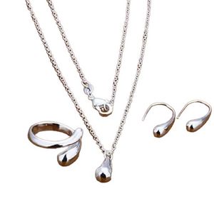 Pack de Joyas Collar Anillo y Aretes Genieka Soho Silver