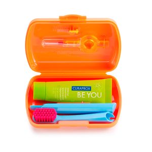 Set de Viaje Curaprox Naranja Cepillo + Pasta Dental + Interdental - Set 3 UN
