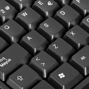 Teclado Antiderrame Barniz Antiborrado Cybertel Ebony K105
