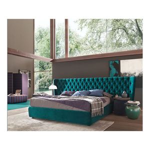 Cabecera Queen Lory Verde Carcel Hys