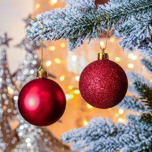 Bolas de Navidad Rojo 6cm x 24 Und