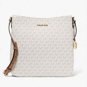 Crossbody Jet Set Travel Messenger - Beige