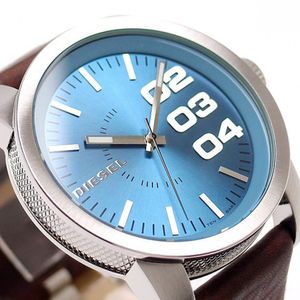 Reloj Diesel Double Down DZ1512 Para Hombre Correa de Cuero Marrón Dial Celeste