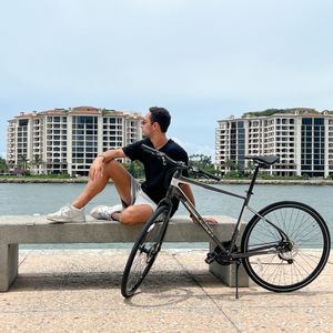 Bicicleta Urbana Antipinchaduras Aro 28 Momo Design
