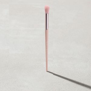 Brocha Conica para Difuminar 210 Fenty Beauty