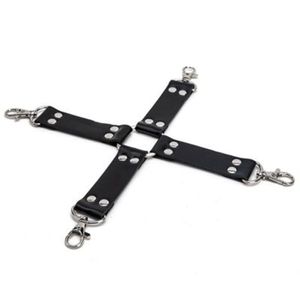 Pack Accesorios de Juguetes Sexuales Látigo Esposas Antifaz SSP340003
