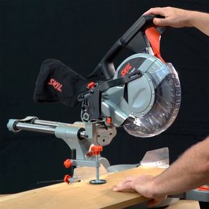 Sierra Ingleteadora Telescópica 10" (254mm) 1800W Corte en 90° 80mm Skil 3311