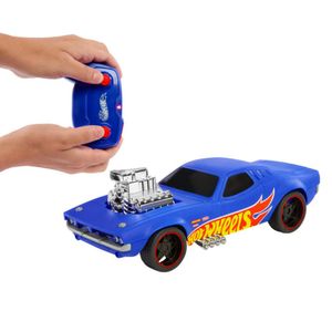 Auto Hot Wheels Rodger Dodger Escala 1:16