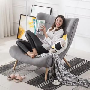 Sillón Aterciopelado Danna color Gris TU MESITA con Reposa pies