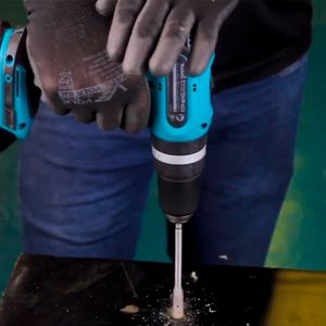 Taladro Percutor Makita DHP453X10 LXT 42Nm 1/2" 18V 1x1.5Ah