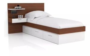 Cama Juvenil 1 Plaza + Cabecera + Mesa de Noche Janeiro color Blanco/Marrón 3 cajones TU MESITA