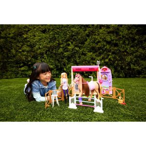 Muñeca Detective Barbie: La Gran Carrera Caballos Establo Sueño